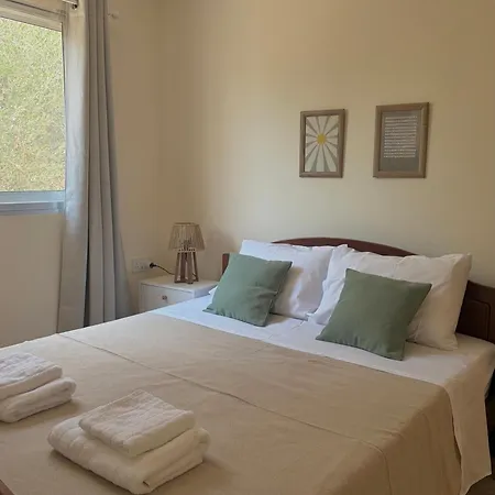Terra Olive Hideaway *