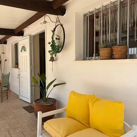 Terra Olive Hideaway בית נופש